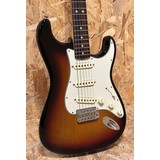 Pre Owned Fender 2021 American Original '60s Stratocaster - 3 Tone Sunburst, Rosewood Inc. Case (365277)