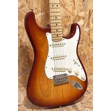 Pre Owned Fender 2018 American Professional Stratocaster - Sienna Sunburst, Maple Inc. Case (366700)