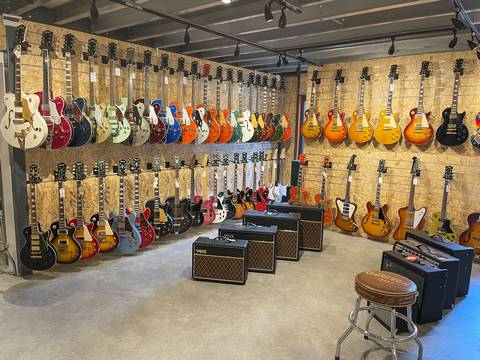 Gretsch Wall